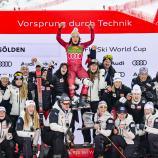 Die österreichische Ski-Nation hatte so einiges zu feiern. © ANSA / GIAN EHRENZELLER
