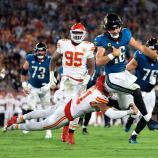 In dieser Szene entscheidet Trevor Lawrence die Partie – und das 23 Sekunden vor Schluss. © APA / MIKE CARLSON