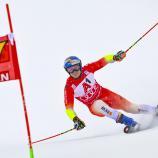 Marco Odermatt führt mit einem sehr knappen Vorsprung. © ANSA / GIAN EHRENZELLER