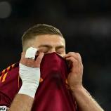 Roma-Stürmer Artem Dovbyk wurde zum Unglücksraben. © APA/afp / FILIPPO MONTEFORTE