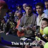 Sinner presented a special gift to a young fan.