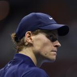 Tennis-Superstar Jannik Sinner ist derzeit im Kreuzfeuer der Kritik. © GETTY IMAGES NORTH AMERICA / ELSA