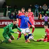 88 Minuten lang prallten Mateo Retegui & Co. an der moldawischen Abwehr-Mauer ab. © APA/afp / DANIEL MIHAILESCU