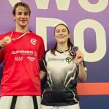 Alexander Oberhofer und Laura Fürler strahlen.