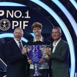 Boris Becker (links) und Jannik Sinner (Mitte) verbindet eine besondere Geschichte. © Felice Calabro' / Felice Calabro'