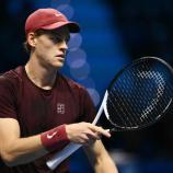 Jannik Sinner ist Profi durch und durch. © APA/afp / MARCO BERTORELLO