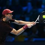 Jannik Sinner steht im Halbfinale der ATP Finals. © APA/afp / MARCO BERTORELLO