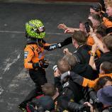 Lando Norris ist dem WM-Titel ein Stück näher gekommen. © APA/afp / NELSON ALMEIDA