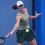 Lilli Tagger verblüfft die Tenniswelt. © APA/afp / STR