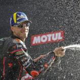 Marco Bezzecchi ließ es zum Saisonabschluss noch einmal spritzen. © ANSA / Ana Escobar