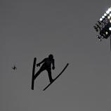 Russische Skispringer werden bei Olympia nicht am Start sein. © APA/afp / JONATHAN NACKSTRAND