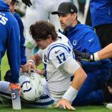 Daniel Jones musste verletzt runter. © APA / MIKE CARLSON