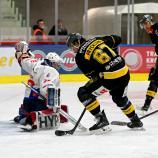 Der HC Pustertal (schwarz) spielte Innsbruck schwindelig. © Iwan Foppa/HC Pustertal