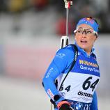 Guckt selbst etwas ungläubig: Dorothea Wierer. © APA/afp / HANNA BRUNLOF