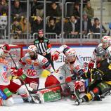 Mikael Frycklund (r.) und der HCP wurden von Klagenfurt zu Fall gebracht. © Iwan Foppa