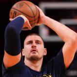 Nikola Jokic hat sich an seinem Knie verle © APA / RICH STORRY