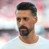 Sandro Wagner ist nicht mehr Trainer des FC Augsburg. © APA/afp / THOMAS KIENZLE