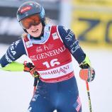 Mikaela Shiffrin is in pain. © APA/afp / GEOFF ROBINS