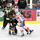 Daniel Glira und die Brunecker nahmen den Spitzenreiter aus Klagenfurt in die Mangel. © HCP/Iwan Foppa