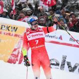 Der Schweizer Marco Odermatt tütete seinen 72. Weltcupsieg ein. © APA/afp / FABRICE COFFRINI