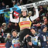 Er ist der König der Lüfte: Domen Prevc. © ANSA / Grzegorz Momot