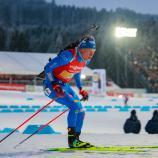 Lukas Hofer ist in Top-Form. © APA/afp / RADEK MICA