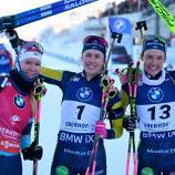 Zwei Mal Öberg: Hanna (Mitte) jubelte vor ihrer Schwester Elvira Öberg (r.). © APA/afp / TOBIAS SCHWARZ