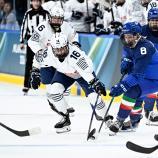 Anna Caumo (Nr. 8) & Co. treffen am Samstag auf Schweden. © APA/afp / JULIEN DE ROSA