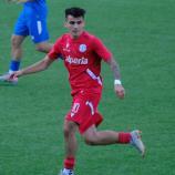 Armando Kozi traf für Meran vom Elfmeterpunkt aus. © M. Dorn