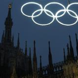 Die Olympischen Ringe in Mailand. © ANSA / YONHAP