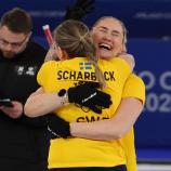 Die siegreichen Schwedinnen waren überglücklich. © ANSA / ANDREA SOLERO