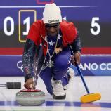Ein seltener Anblick: Snoop Dog versucht sich als Curler. © Getty Images Europe / Richard Heathcote