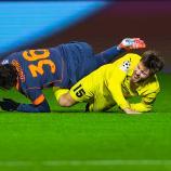 Inter um Matteo Darmian (in grau) ist bei Bødo/Glimt ausgerutscht. © APA/afp / THOMAS ANDERSEN