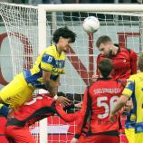 Mariano Troilo (links) erzielt den einzigen Treffer der Partie zwischen Milan und Parma. © ANSA / MATTEO BAZZI