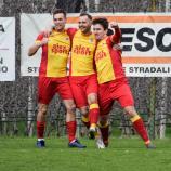 Simon Baldo (rechts) jubelte mit Salurn.