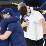 Stefania Constantini und Amos Mosaner holten eine Medaille im Curling. © ANSA / DANIEL DAL ZENNARO