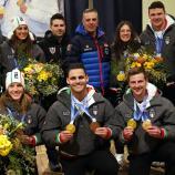 Am Freitagabend wurden in Meransen die Kunstbahnrodler Dominik Fischnaller, Andrea Vötter, Marion Oberhofer, Verena Hofer, Emanuel Rieder und Simon Kainzwaldner gebührend gefeiert. Hunderte Fans haben die 6 Athleten herzlich empfangen. © stol