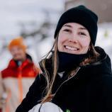 Eine Französin sagt „Adieu“. © Social Media