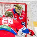 Gröden-Goalie Claes Endre ist in einer bombastischen Form. © Matthäus Kostner