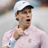 Jannik Sinner hat das Turnier in Miami gewonnen. © APA / CARMEN MANDATO