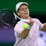 Jannik Sinner trifft in seinem zweiten Spiel auf Denis Shapovalov. © APA / CLIVE BRUNSKILL