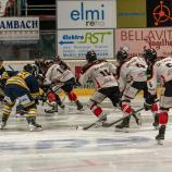 Kaltern (in schwarz-weiß-rot) und Aosta standen sich am Samstag in der Finalserie erstmals gegenüber. © Manfred Sinn