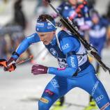 Lukas Hofer hatte seine Mannschaft auf Podestkurs gebracht. © ANSA / Kimmo Penttinen