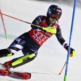 Mikaela Shiffrin liegt nach dem ersten Durchgang in Führung. © APA/afp / PONTUS LUNDAHL
