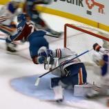 Nathan MacKinnon rauschte mit vollem Tempo in Oilers-Torhüter Connor Ingram.