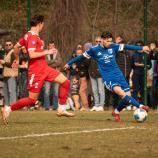 Nikolas Spalek (r.) peilt mit Obermais den Klassenerhalt an.