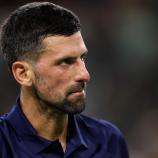 Novak Djokovic ist offenbar nicht ganz fit. © APA / CLIVE BRUNSKILL