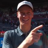 Jannik Sinner sorgte für eine amüsante Szene. © Screenshot
