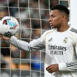 Kylian Mbappé & Co. ließen wieder Punkte liegen. © APA/afp / CRISTINA QUICLER