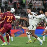 Roma und Atalanta schenkten sich nichts. © APA/afp / TIZIANA FABI